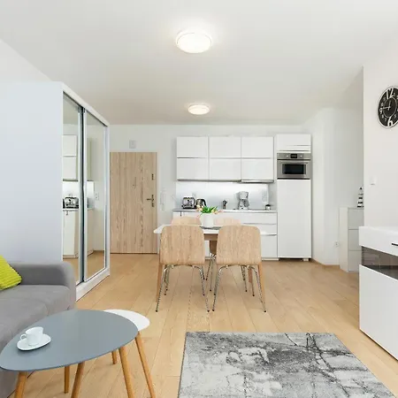 Apartment Feniks 10 By Jantar *